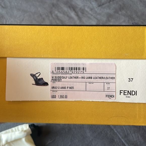 Fendi First high heel sandals size 37 navy blue brand new - Picture 4 of 4